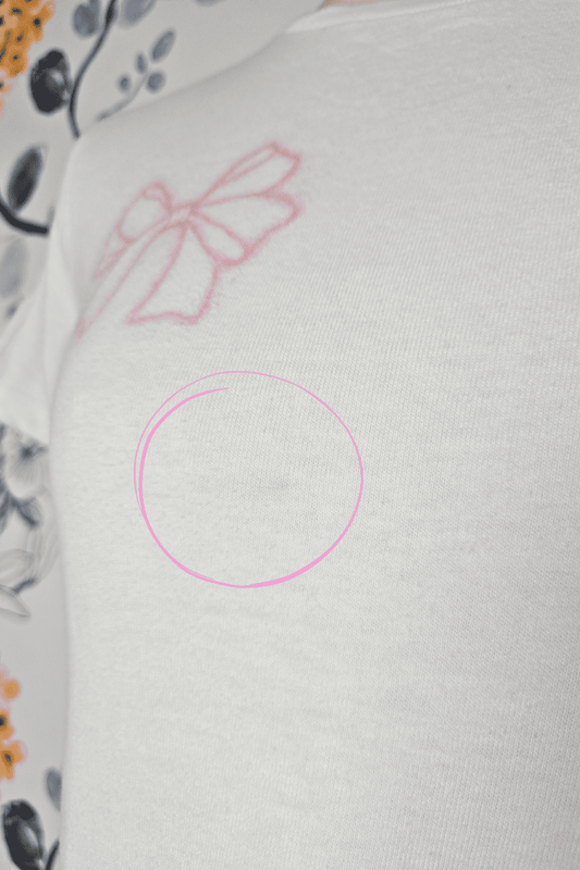 Bubbles pink bows t-shirt (second hand)