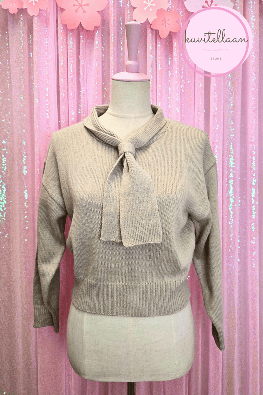 An Another Angelus ight brown sweater (second hand)